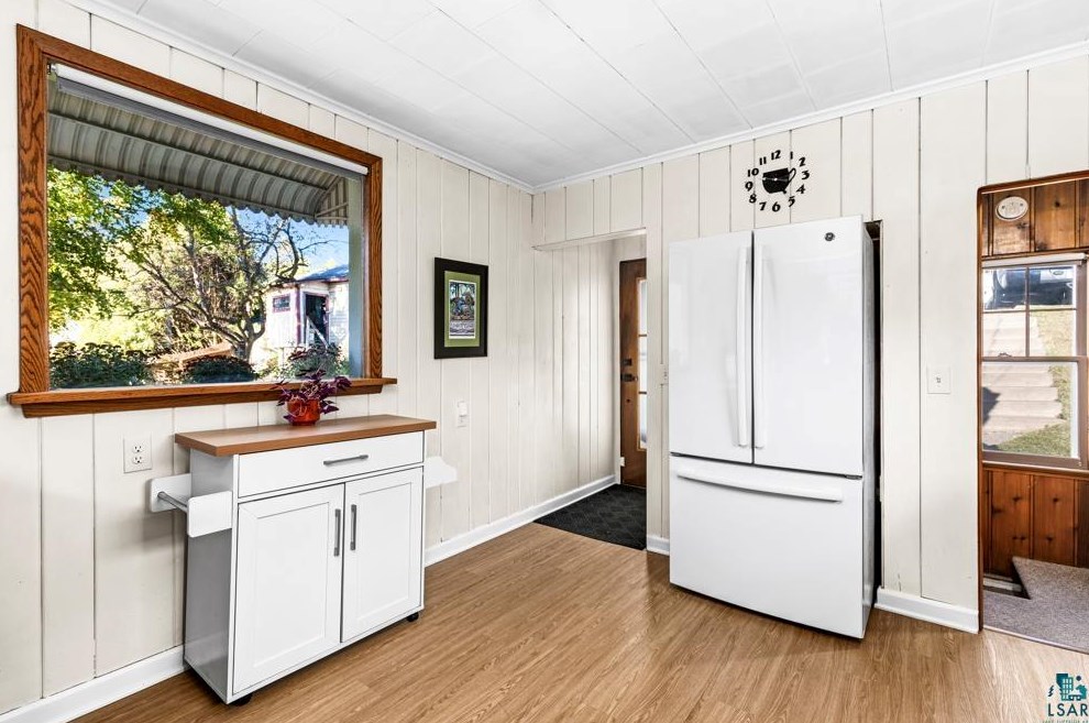 2411 6 St, Duluth MN 55810-2240 exterior