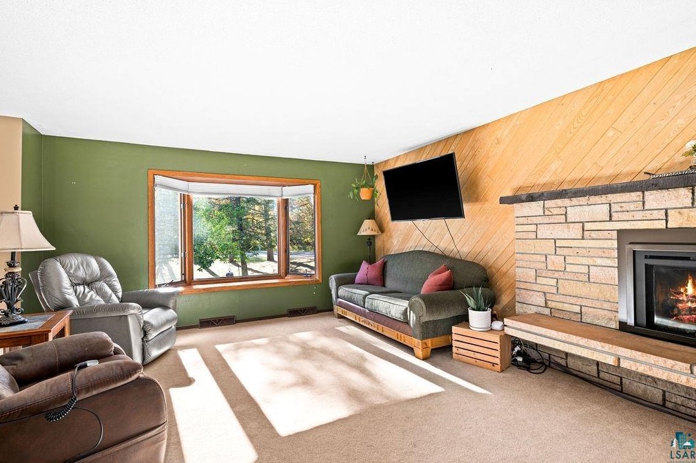 4430 Solway Rd, Duluth MN 55810-9771 exterior