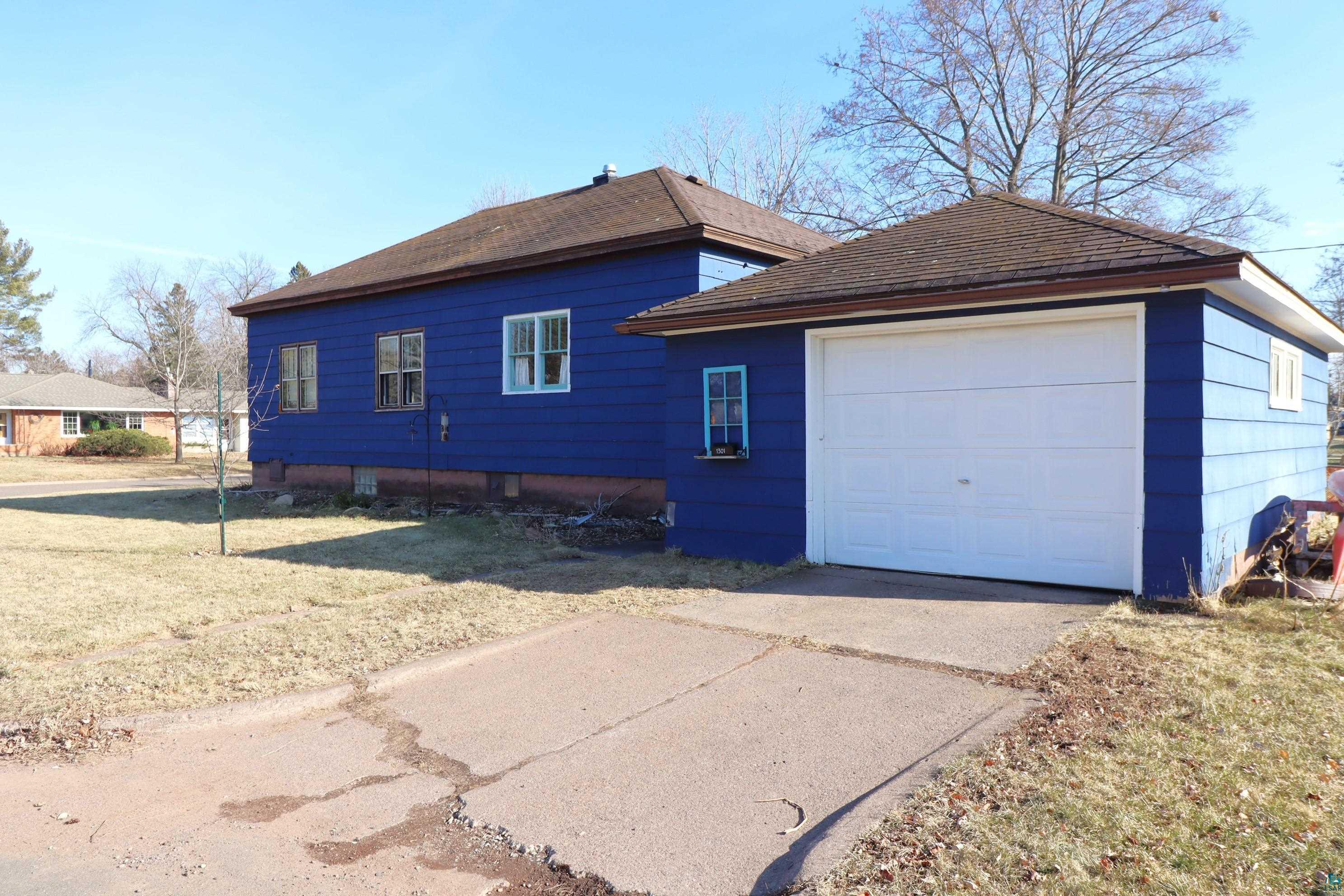 1301 6th Ave W, Ashland, WI 54806 - MLS 6112427 - Coldwell Banker