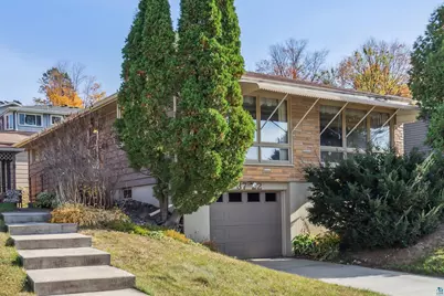 3722 Woodland Ave, Duluth, MN 55803 - Photo 1