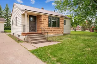 1613 Ellis Ave, Ashland, WI 54806 - Photo 1