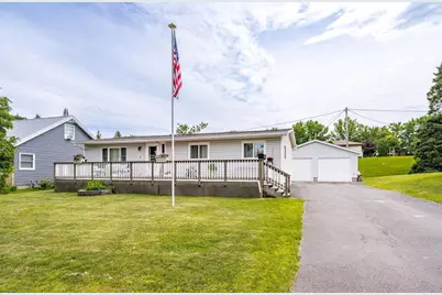 31 Law Dr, Silver Bay, MN 55614 - Photo 1