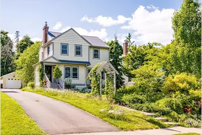 1415 Vermilion Rd, Duluth, MN 55812 - Photo 1