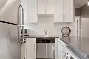 421 Manhattan Ave, New York City, NY 10026 - Photo 3