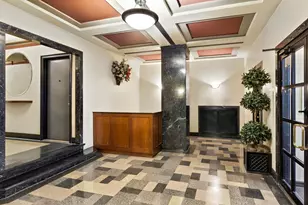 321 E 54th St, New York City, NY 10022 - Photo 9