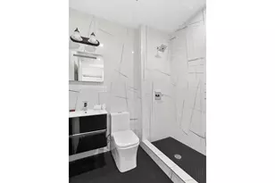 725 Lafayette Ave, New York City, NY 11221 - Photo 9