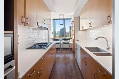 860 United Nations Plaza #20F, New York City, NY 10017 - Photo 7