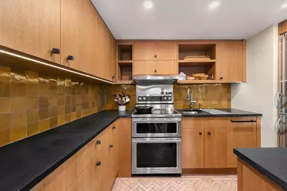 365 W 19th Street #3-F, New York City, NY 10011 - Photo 7