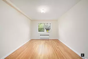 25-45 72nd St, East Elmhurst, NY 11370 - Photo 23