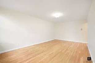 25-45 72nd St, East Elmhurst, NY 11370 - Photo 15