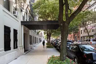 221 W 82 St, New York City, NY 10024 - Photo 9