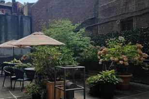 240 E 35th St, New York City, NY 10016 - Photo 5