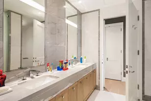 200 E 95th St, New York City, NY 10128 - Photo 13