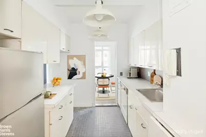 2 Beekman Place #10B, New York City, NY 10022 - Photo 5