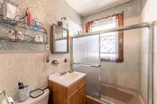 25-68 34th St, Astoria, NY 11103 - Photo 17