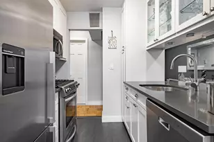 345 E 52nd St, New York City, NY 10022 - Photo 5