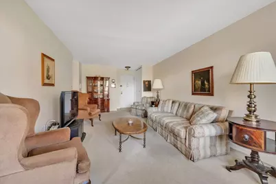 1874 Pelham Parkway S #4-R, New York City, NY 10461 - Photo 3