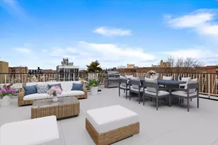 785 E 34th St, New York City, NY 11210 - Photo 9