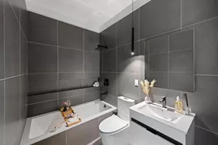 785 E 34th St, New York City, NY 11210 - Photo 7