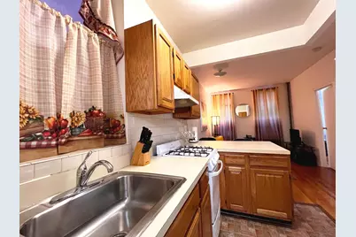 105 E 97th Street #9, New York City, NY 10029 - Photo 3