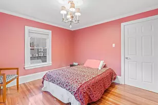 25-01 23rd Ave, New York City, NY 11105 - Photo 11