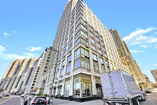 100 Riverside Blvd, New York City, NY 10069 - Photo 17