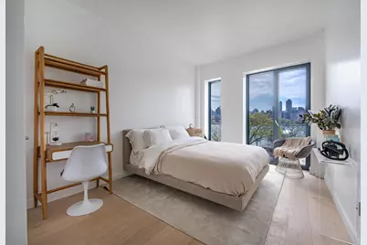 30-05 Vernon Boulevard #4-H, New York City, NY 11102 - Photo 5