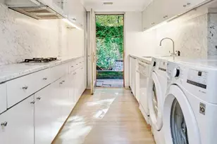 453 W 24th St, New York City, NY 10011 - Photo 23
