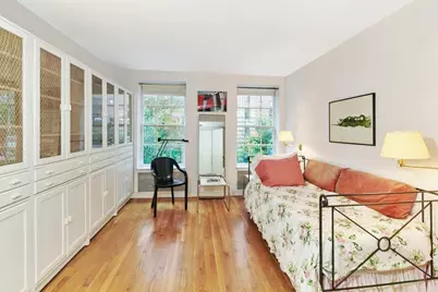 453 W 24th Street, New York City, NY 10011 - Photo 19