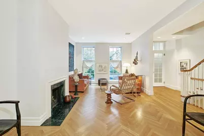 453 W 24th Street, New York City, NY 10011 - Photo 9