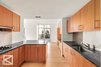 450 E 83rd Street #6A, New York City, NY 10028 - Photo 5