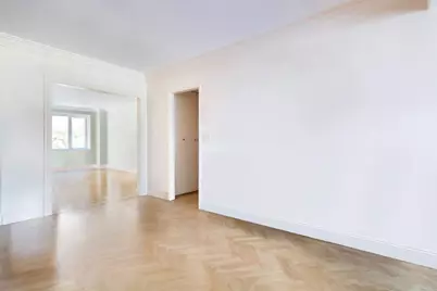 24 Central Park S #3W, New York City, NY 10019 - Photo 5