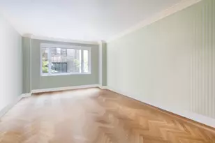 24 Central Park S, New York City, NY 10019 - Photo 7