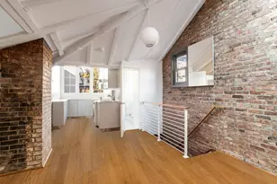 46 Commerce St, New York City, NY 10014 - Photo 5