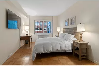35 E 85th Street #7DN, New York City, NY 10028 - Photo 3