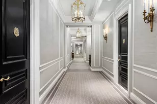 2 E 55th St, New York City, NY 10022 - Photo 5