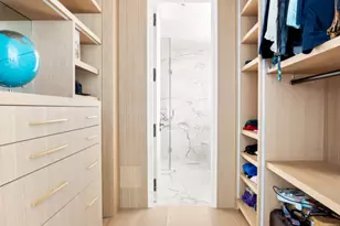 248 W 71st St, New York City, NY 10023 - Photo 23
