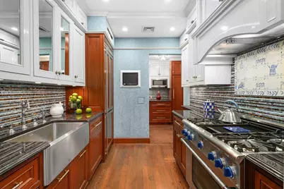 570 Park Avenue #8D, New York City, NY 10065 - Photo 5