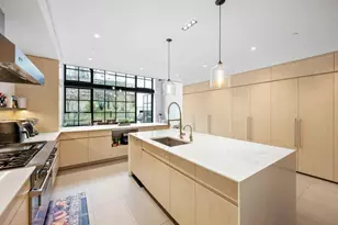 328 W 108th St, New York City, NY 10025 - Photo 9