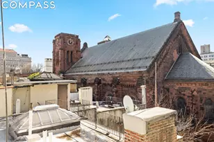 210 E 17th St, New York City, NY 10003 - Photo 5