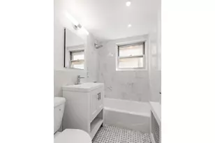 333 E 46th St, New York, NY 10017 - Photo 7