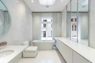 36 E 63rd St, New York City, NY 10065 - Photo 33