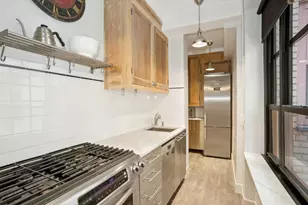 235 E 22nd St, New York City, NY 10010 - Photo 5