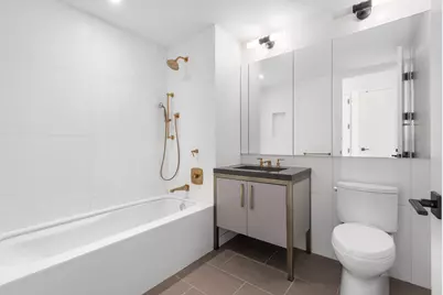 500 W 21st Street #GARDENG, New York City, NY 10011 - Photo 9