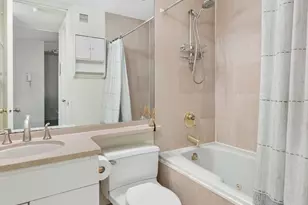 21 S End Ave, New York City, NY 10280 - Photo 7