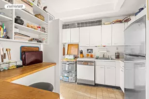 101 W 81st St, New York City, NY 10024 - Photo 9