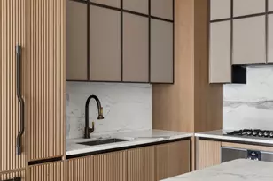 515 W 18th St, New York City, NY 10011 - Photo 3