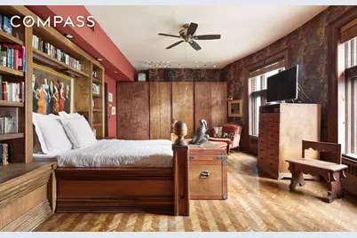 323 W 80th Street, New York, NY 10024 - Photo 15