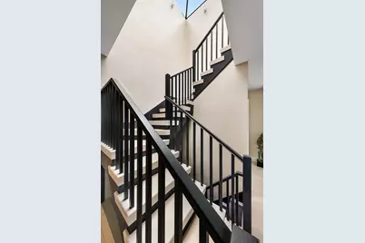 116 E 61st Street, New York City, NY 10021 - Photo 7