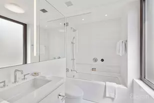 35 E 76th St, New York City, NY 10021 - Photo 3